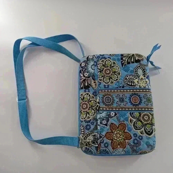 Vera Bradley Hardcase Mini Laptop/ Tablet Case With Strap Blue - Picture 1 of 8